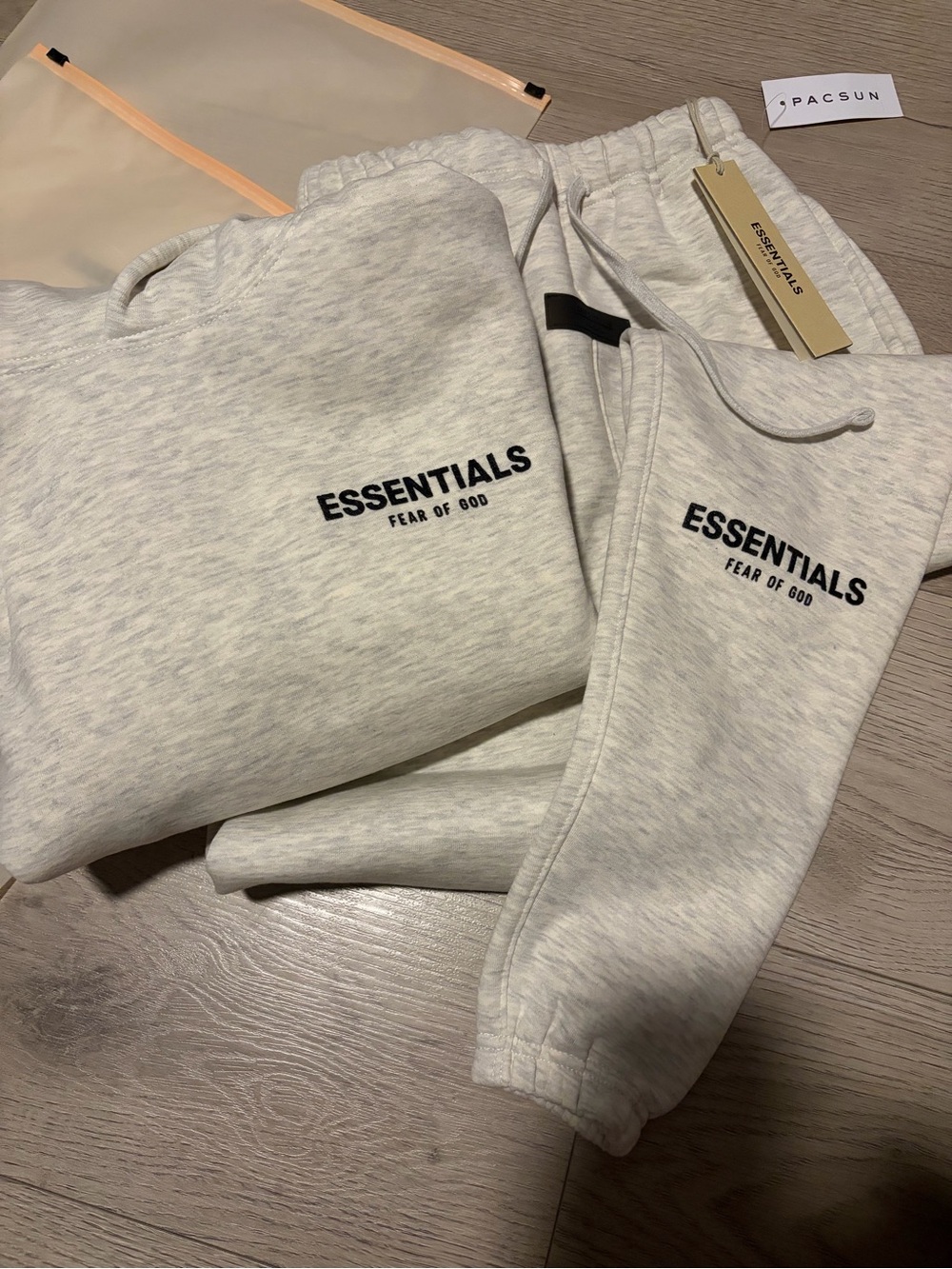Fear of God Essentials Kids Light Gray Sweatpants/sweater SET. 6/7 6/7